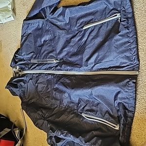 Hooded rain jacket